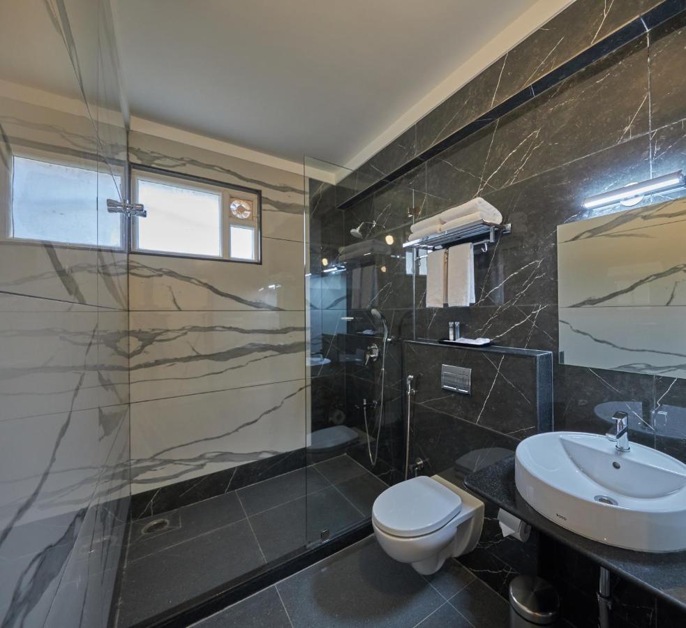 Regenta Inn 4Th Block Koramangala 벵갈루루 외부 사진